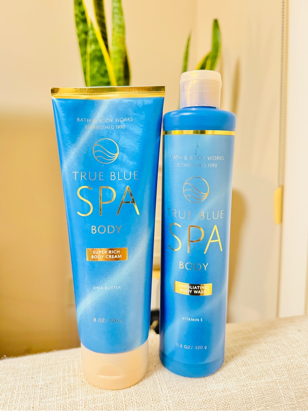 Bath & Body Works True Blue Spa Body Cream & Body Wash - Blue and Gold